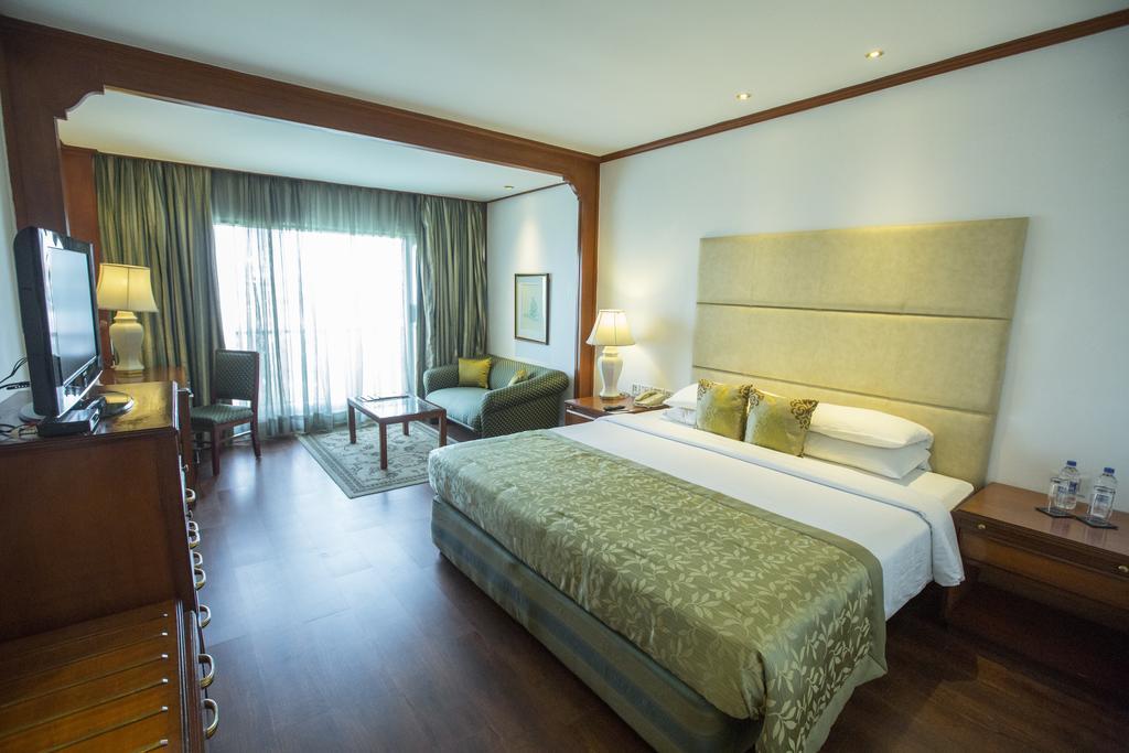 Taj Banjara Hotel Хидерабад Екстериор снимка